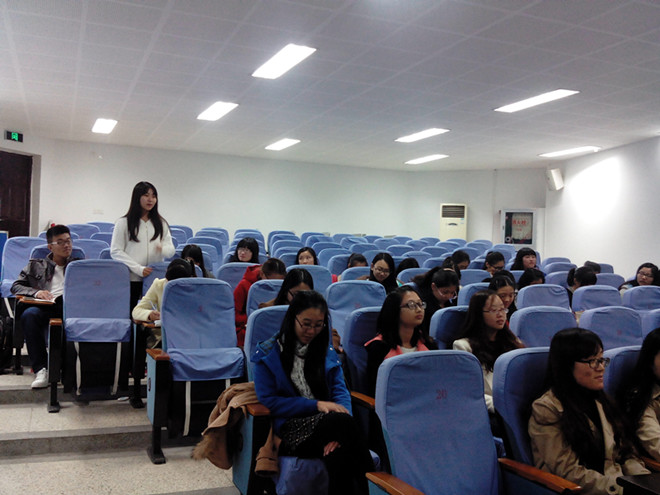 点滴做起，助人为乐--记江南在线学院道德大讲堂活动